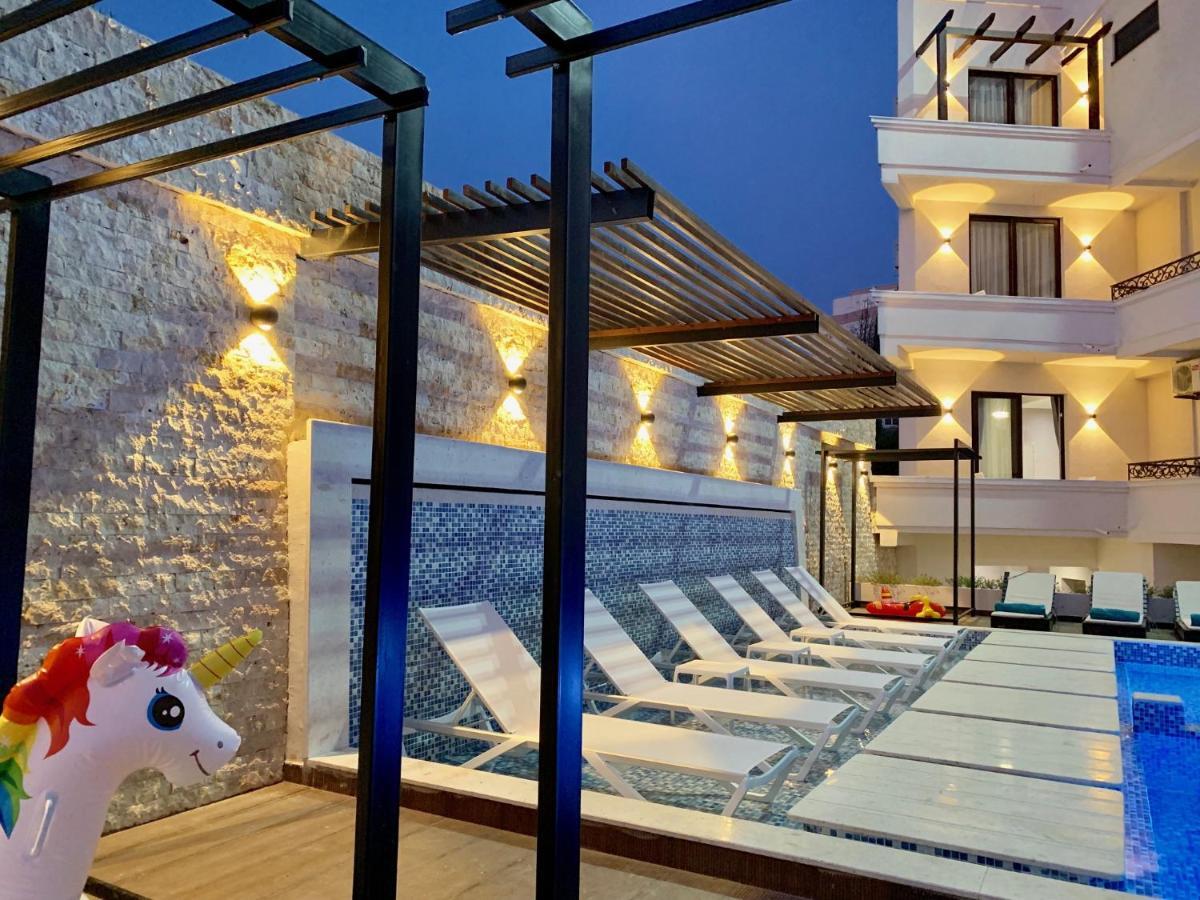 Hotel Princess & Spa Ulcinj Exterior photo